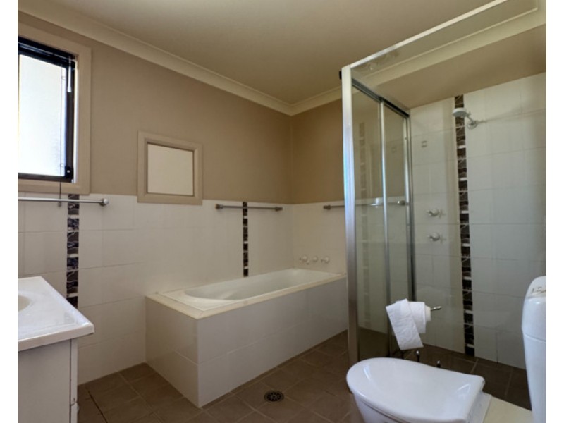 1/11 Rosier Place, Old Bar NSW 2430