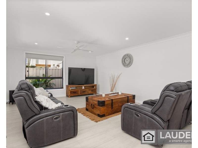 2/1 Hartlyn Drive, Wallabi Point NSW 2430
