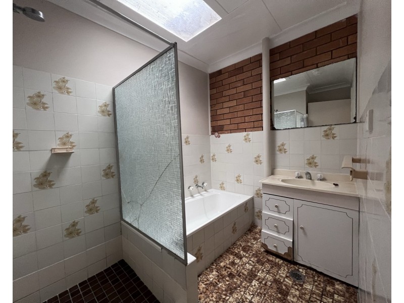 3/55 Old Bar Road, Old Bar NSW 2430