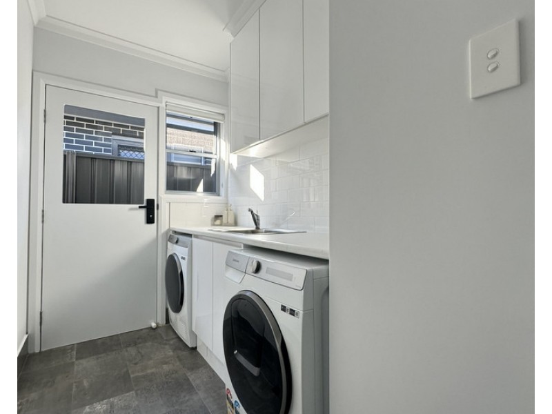 2/1 Egret Street, Old Bar NSW 2430