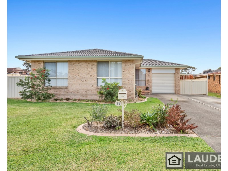 39 Clerke Street, Old Bar NSW 2430