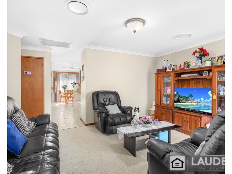 39 Clerke Street, Old Bar NSW 2430