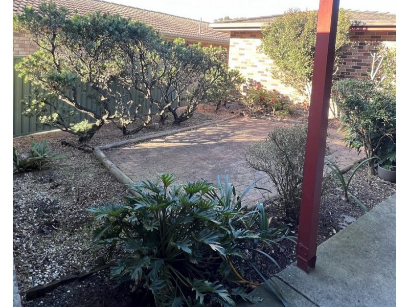 17 Joel Drive, Old Bar NSW 2430