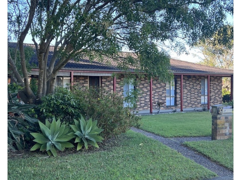 17 Joel Drive, Old Bar NSW 2430