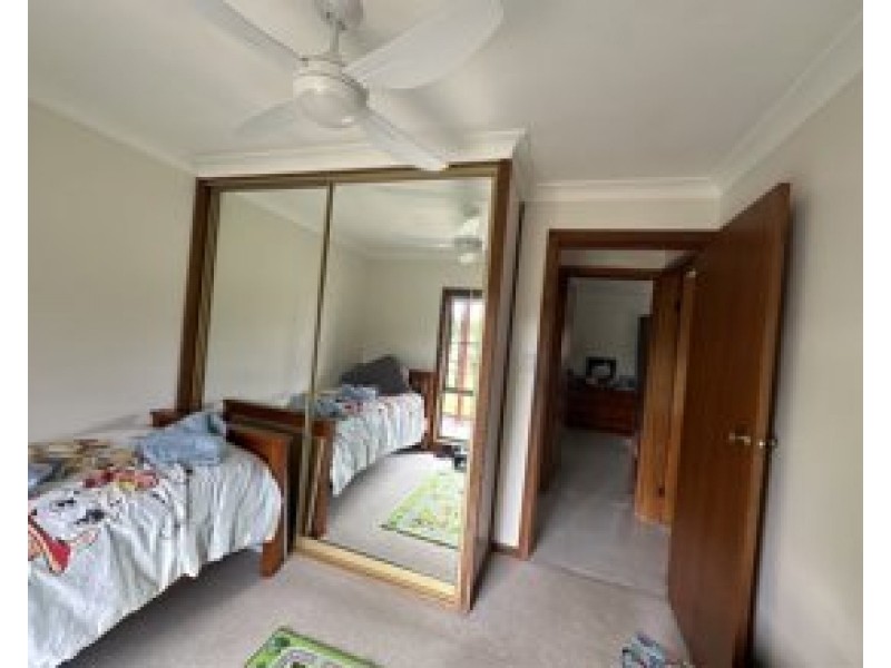 17 Joel Drive, Old Bar NSW 2430