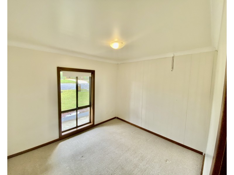 17 Joel Drive, Old Bar NSW 2430