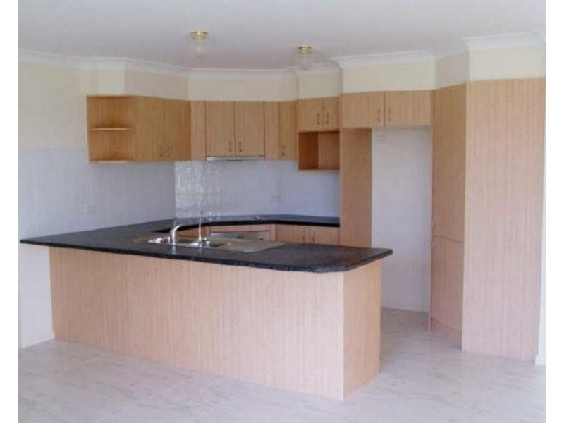 16 Albatross Way, Old Bar NSW 2430