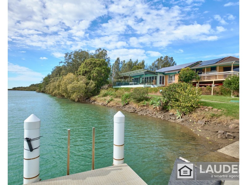 154 Waterman Street, Old Bar NSW 2430