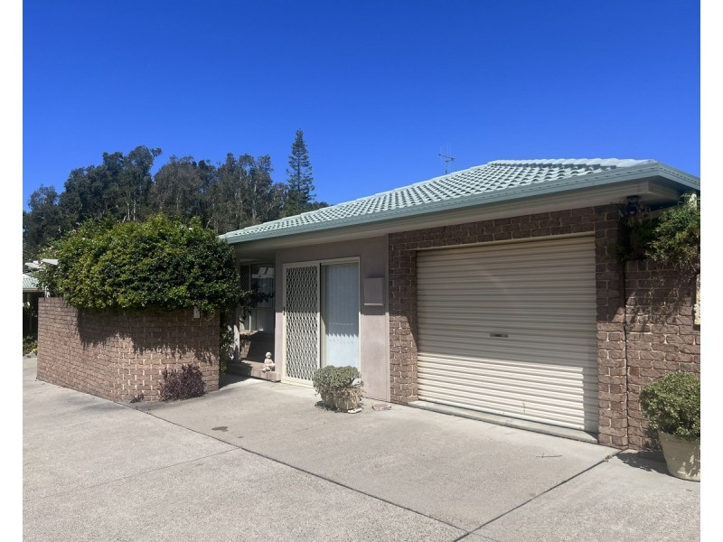 1/12 Eucalypt Close, Old Bar NSW 2430