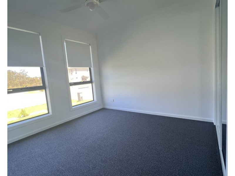 16 Marra Drive, Old Bar NSW 2430