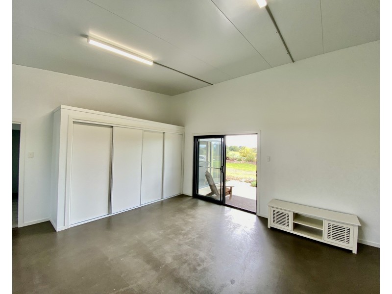 Granny Flat 69 Newby Road, Pampoolah NSW 2430