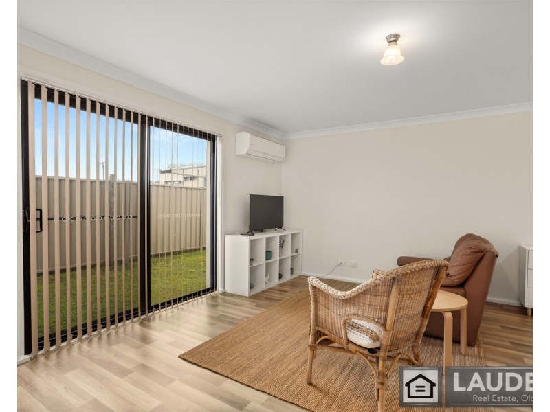 4/15 Connell Street, Old Bar NSW 2430