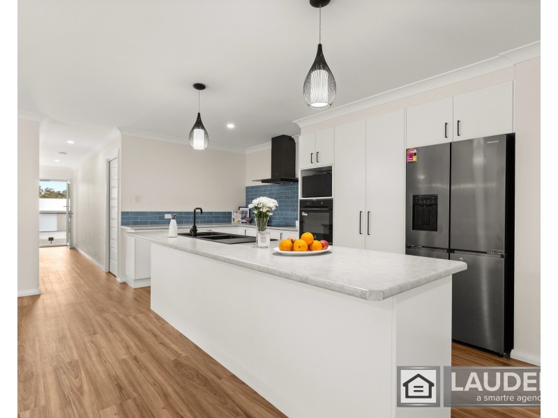 12 Marra Drive, Old Bar NSW 2430