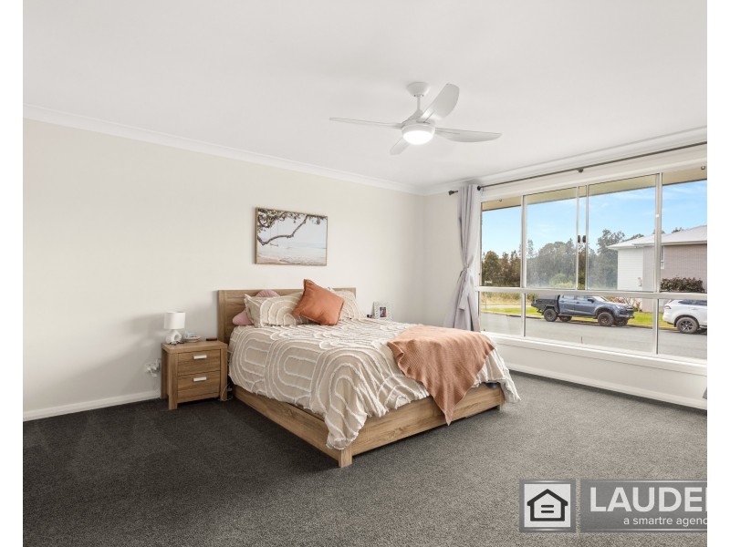 12 Marra Drive, Old Bar NSW 2430