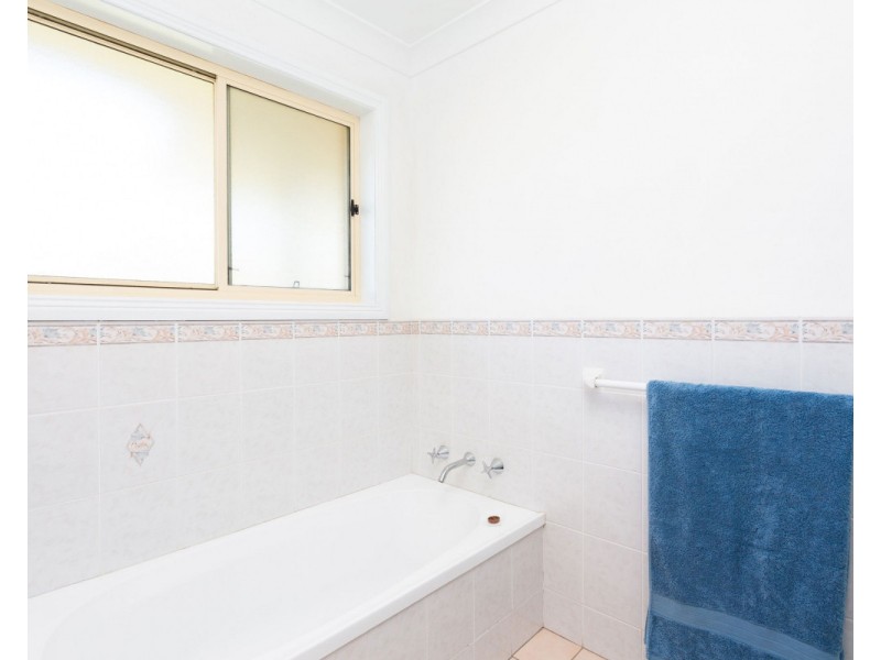 19B Molong Road, Old Bar NSW 2430