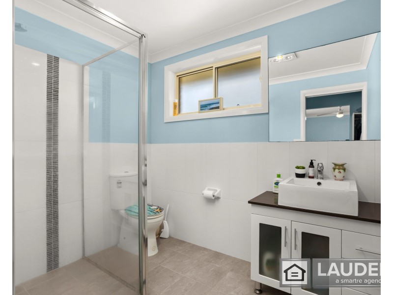 9 Mariner Avenue, Old Bar NSW 2430