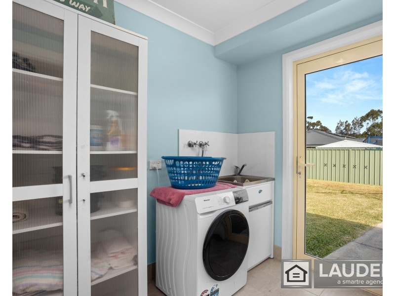 9 Mariner Avenue, Old Bar NSW 2430