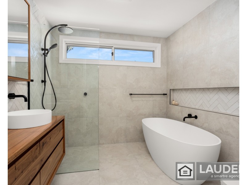 22 Belle Villa Parade, Old Bar NSW 2430
