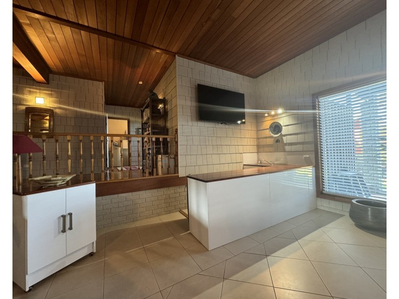 6 Pacific Street, Wallabi Point NSW 2430
