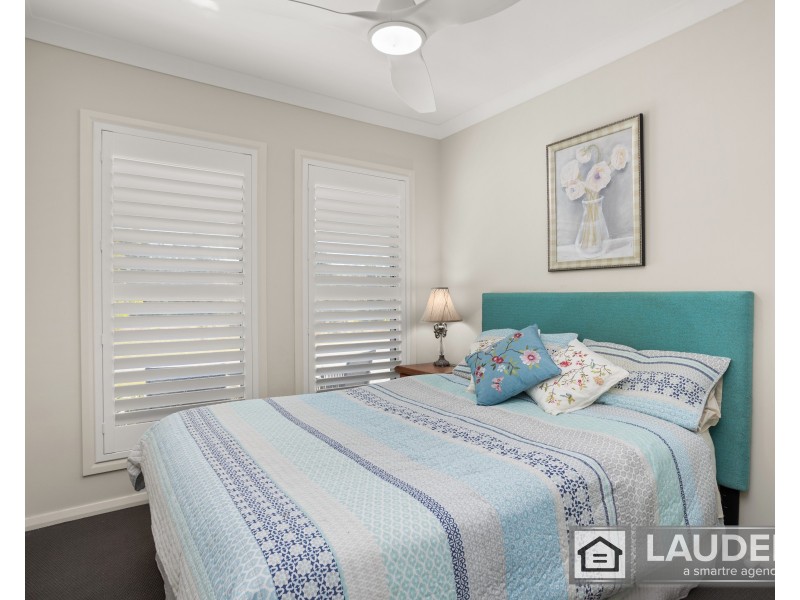 10 Moonagee Crescent, Old Bar NSW 2430