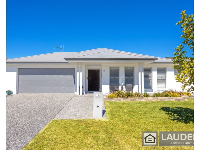 10 Moonagee Crescent, Old Bar NSW 2430