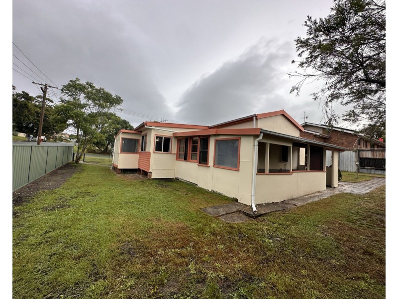 1 Muir Street, Harrington NSW 2427