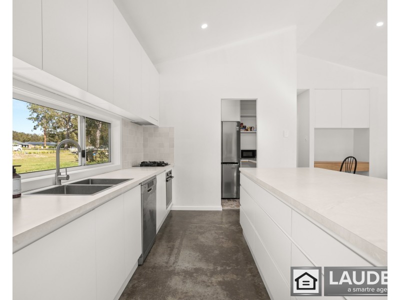 2 Spotted Gum Drive, Old Bar NSW 2430