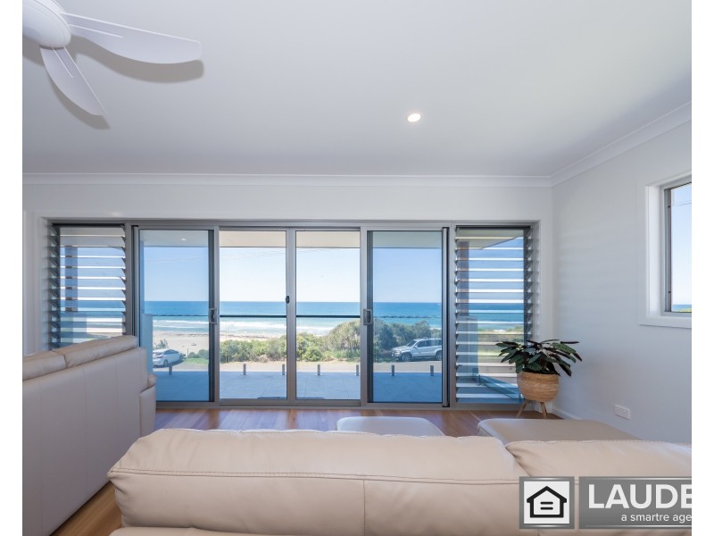 19 Marine Drive, Wallabi Point NSW 2430