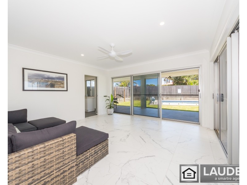 19 Marine Drive, Wallabi Point NSW 2430