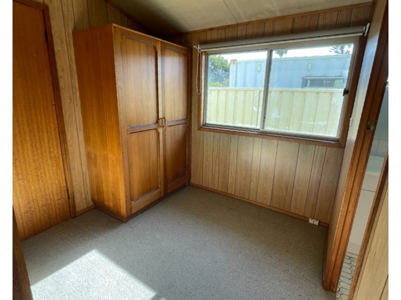 93 Old Bar Road, Old Bar NSW 2430