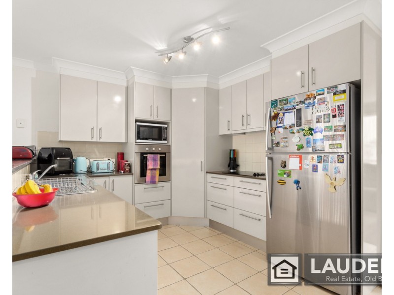 17 Flagtail Avenue, Old Bar NSW 2430