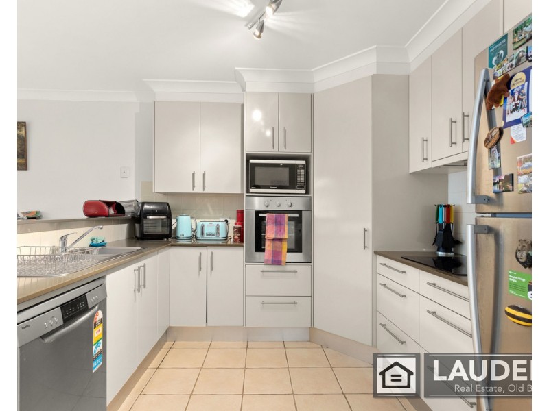 17 Flagtail Avenue, Old Bar NSW 2430