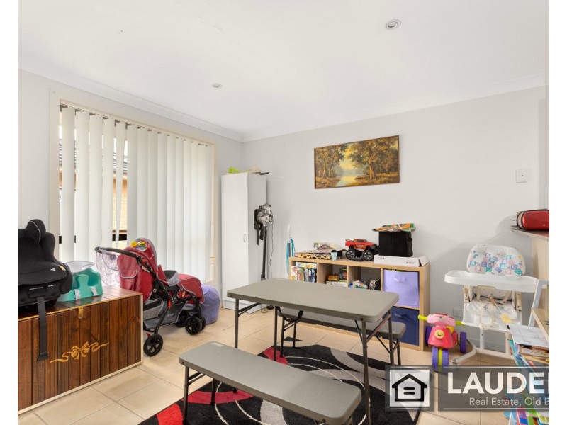 17 Flagtail Avenue, Old Bar NSW 2430