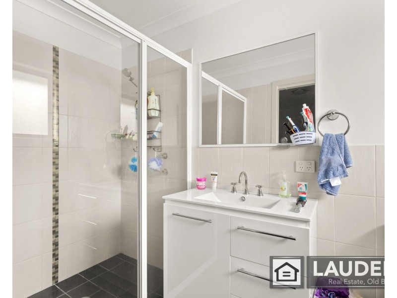 17 Flagtail Avenue, Old Bar NSW 2430