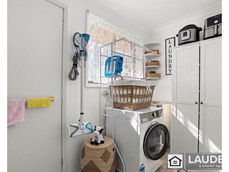 2 Joel Drive, Old Bar NSW 2430