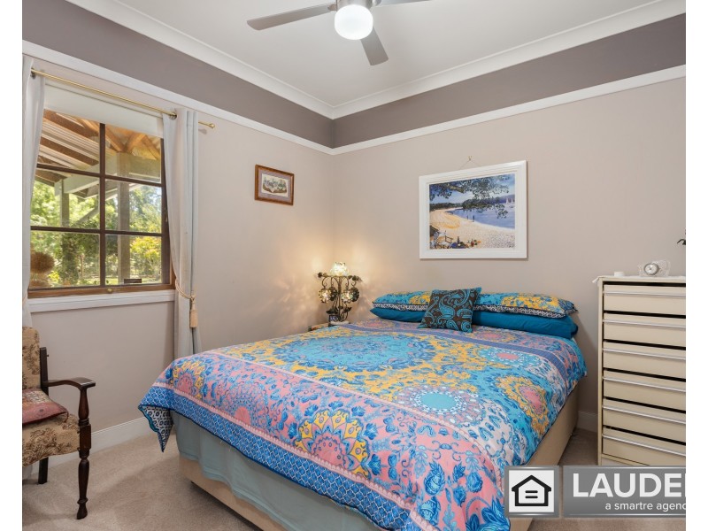 1 Peppermint Place, Old Bar NSW 2430