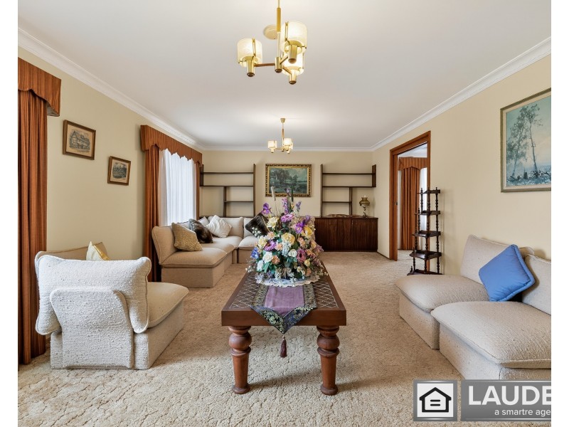 42 Joel Drive, Old Bar NSW 2430