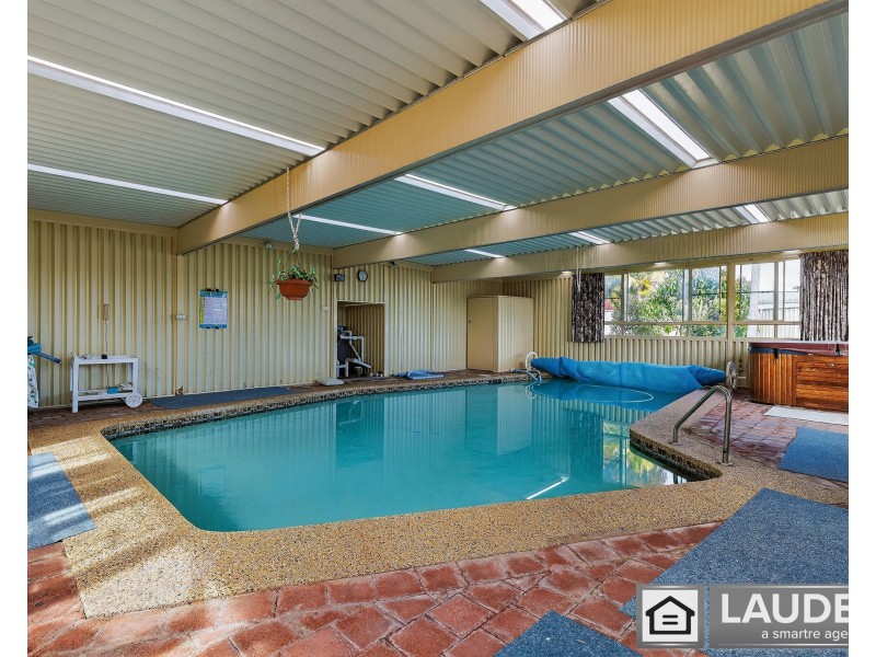 42 Joel Drive, Old Bar NSW 2430