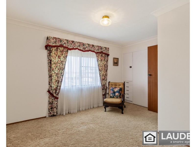 42 Joel Drive, Old Bar NSW 2430