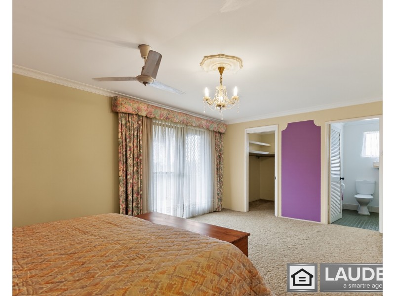 42 Joel Drive, Old Bar NSW 2430