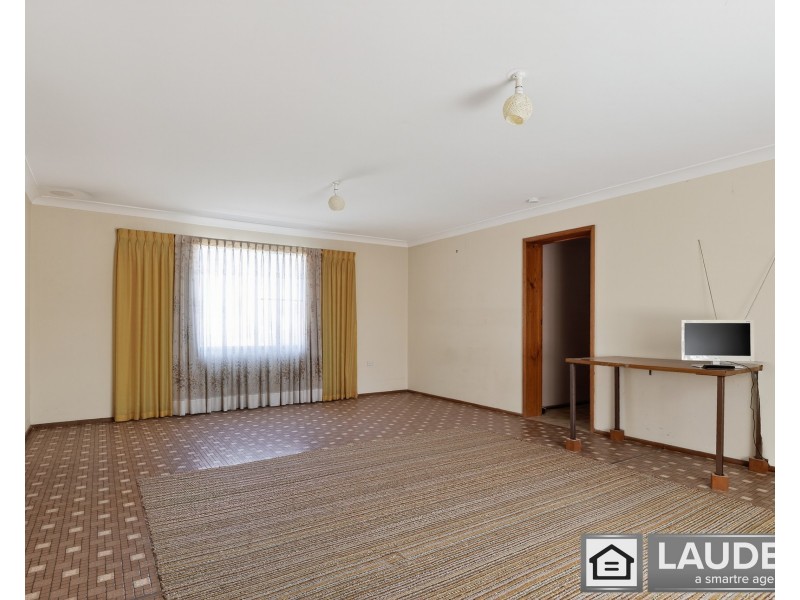 42 Joel Drive, Old Bar NSW 2430