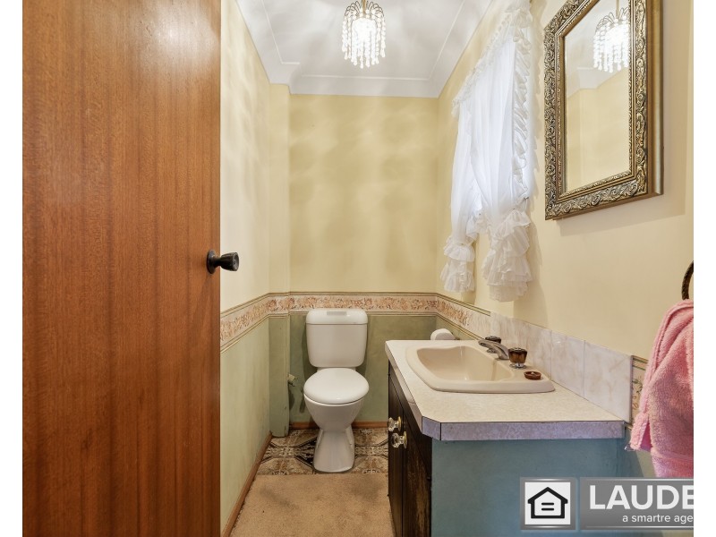 42 Joel Drive, Old Bar NSW 2430