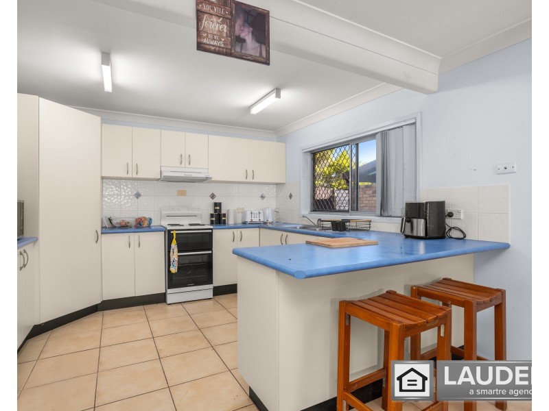 41 Pacific Parade, Old Bar NSW 2430