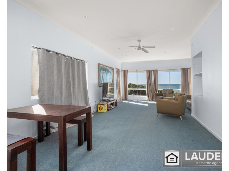 41 Pacific Parade, Old Bar NSW 2430