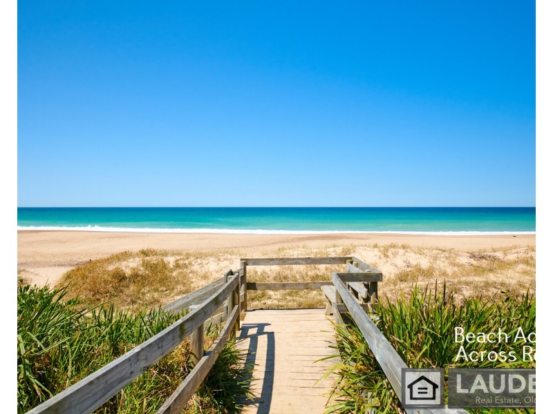 41 Pacific Parade, Old Bar NSW 2430