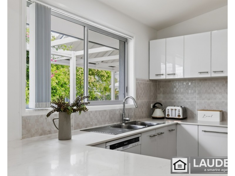 13 Spinnaker Cove, Wallabi Point NSW 2430