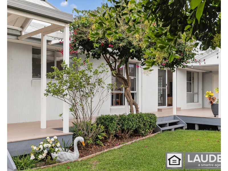 13 Spinnaker Cove, Wallabi Point NSW 2430