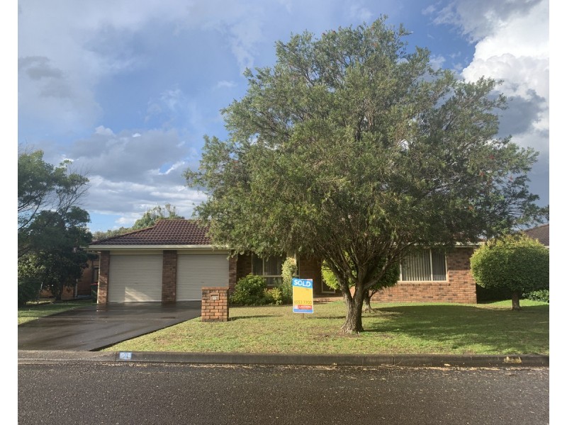 25 Joel Drive, Old Bar NSW 2430