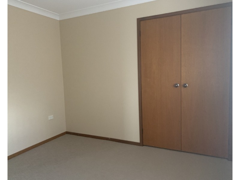25 Joel Drive, Old Bar NSW 2430