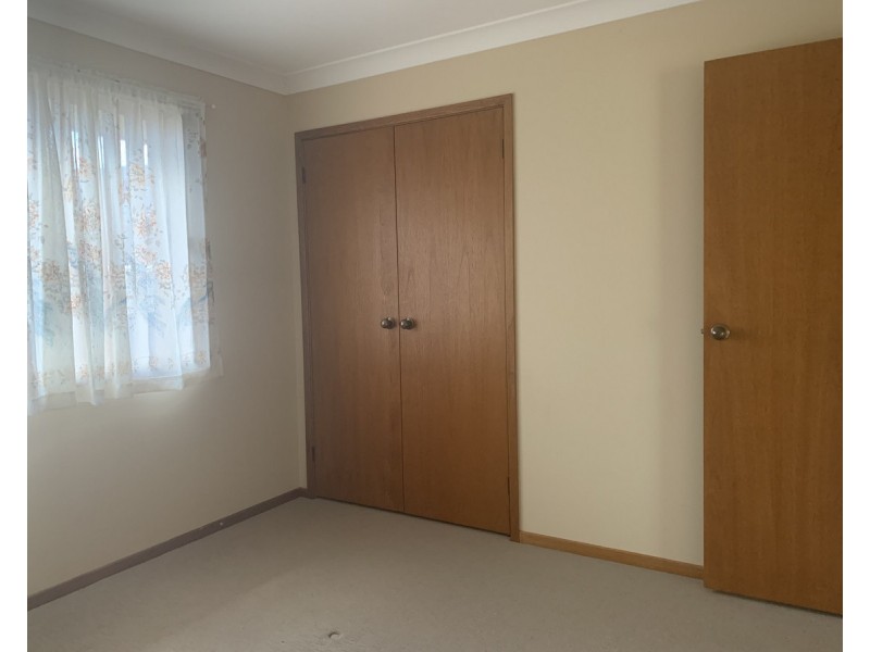 25 Joel Drive, Old Bar NSW 2430
